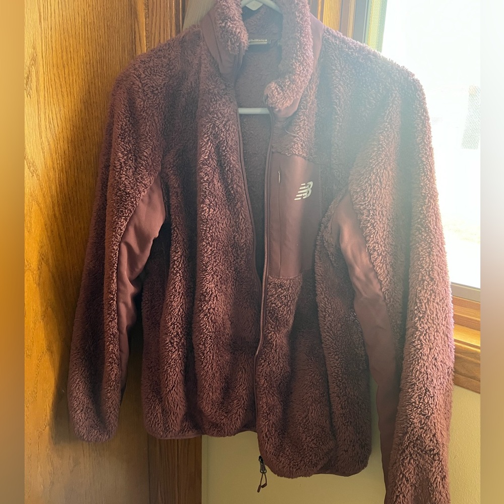 Size S - New Balance Zip Up Sherpa jacket